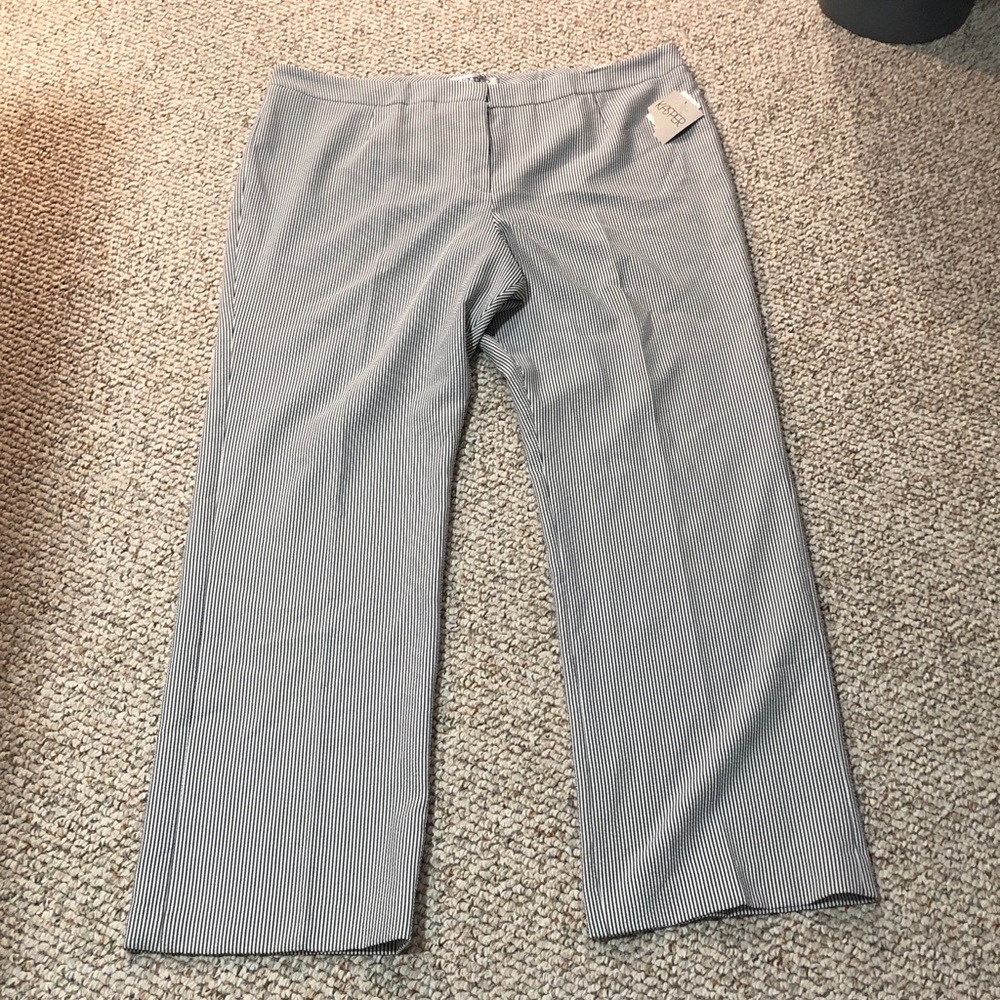 Kasper ladies Light Gray Pinstripe Dress Pants size 18